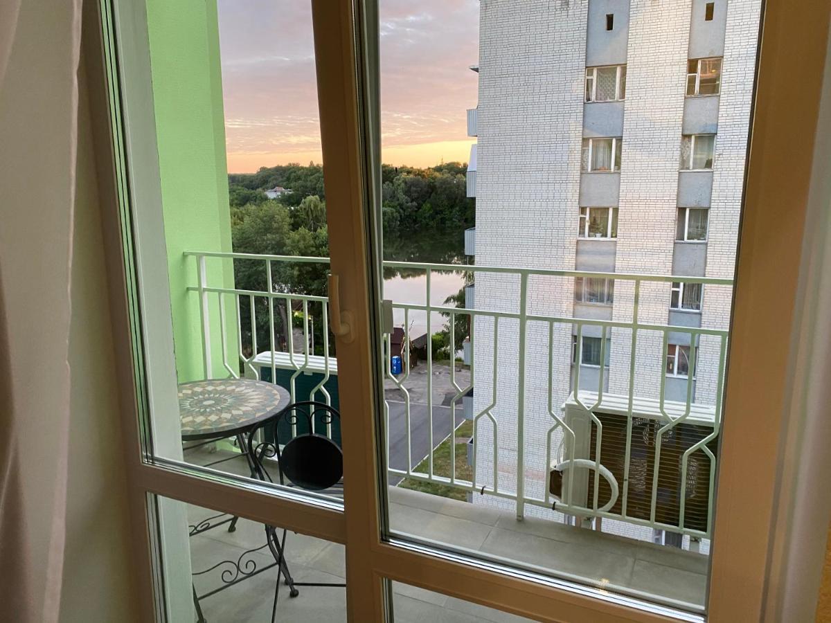 Magic Days Apartments Chernihiv Bagian luar foto